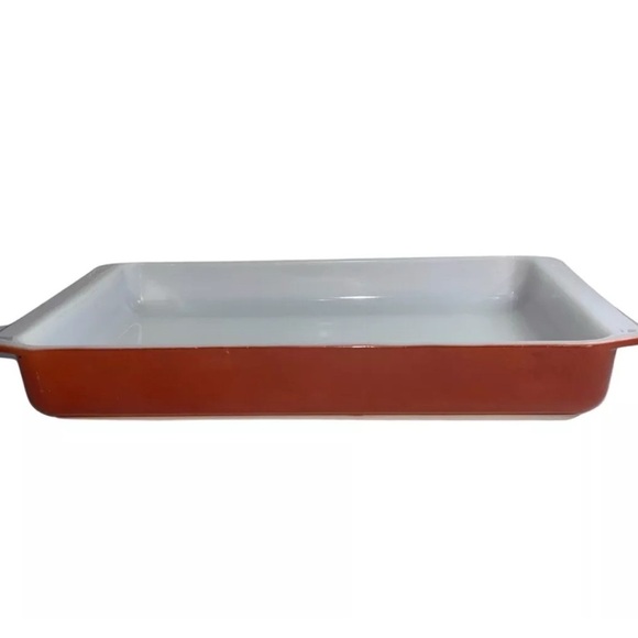 Vintage Pyrex Terra Cotta Orange Baking Dish 3 Qt #18 - White Interior USA Made - Picture 1 of 12
